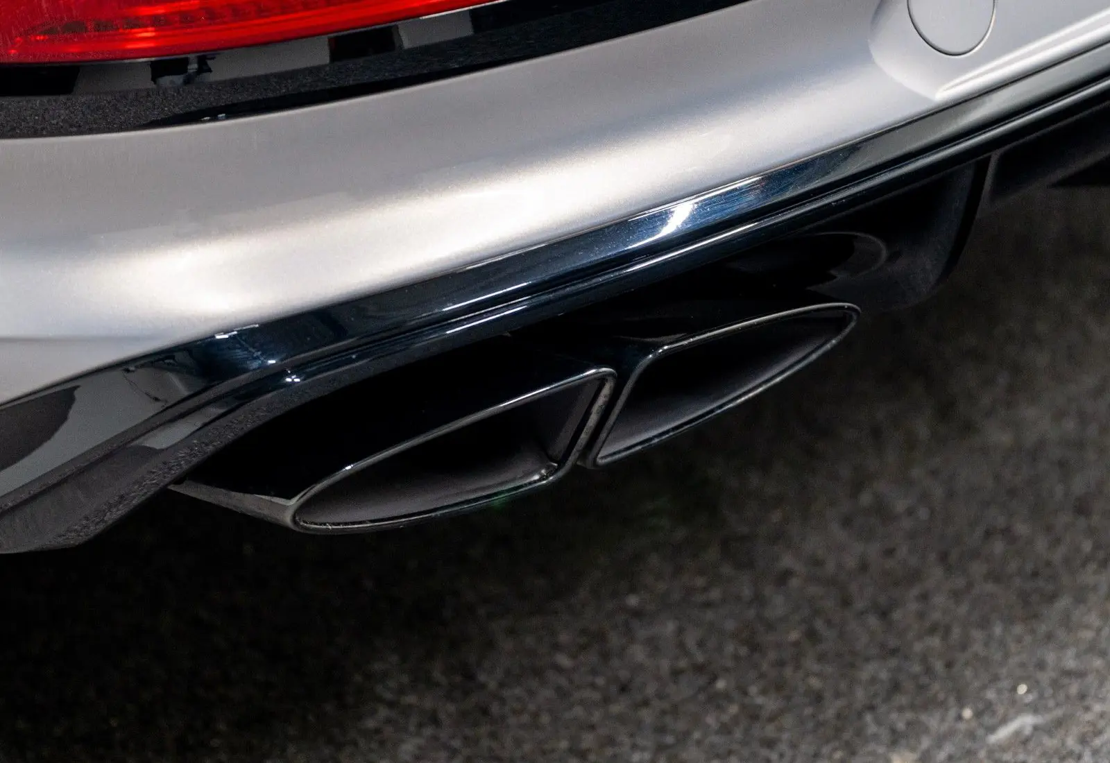 Bentley Bentayga 3.0 Hybrid 4WD * FIRST EDITION * NAIM *  - 135327