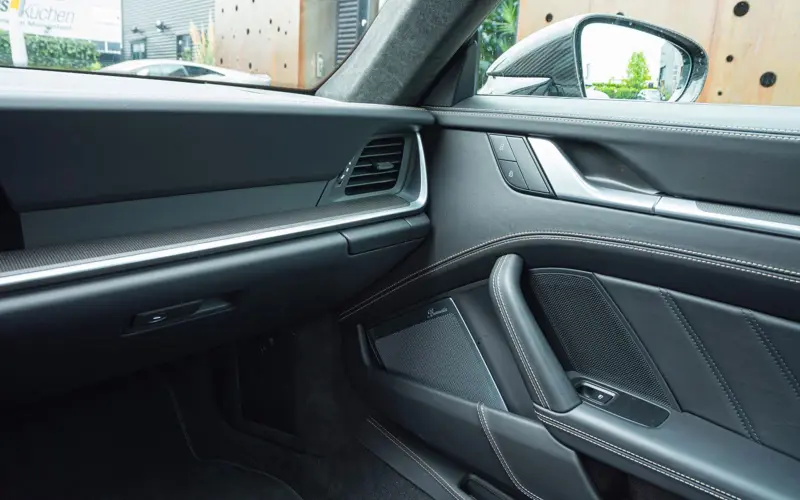 Porsche 992 Turbo S * AERO * PASM * PCCB * CARBON *  - 110056
