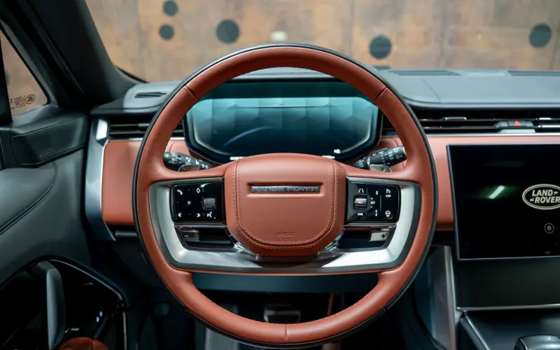 Land Rover Range Rover 4.4 P615 SV * Massage * Anhängerkup * Kühl - 170645