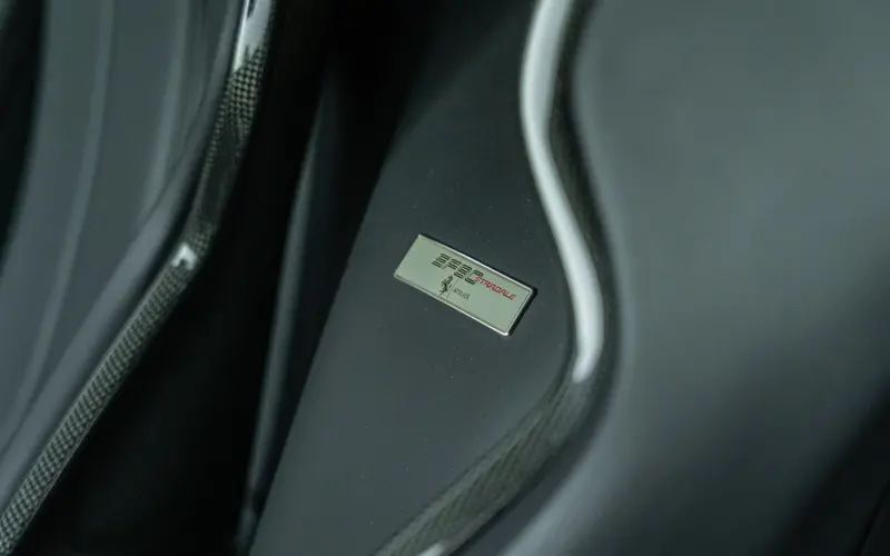 Ferrari SF90 Stradale * ATELIER * GIALLO TRIPLO * CARBON * TAILO - 138984