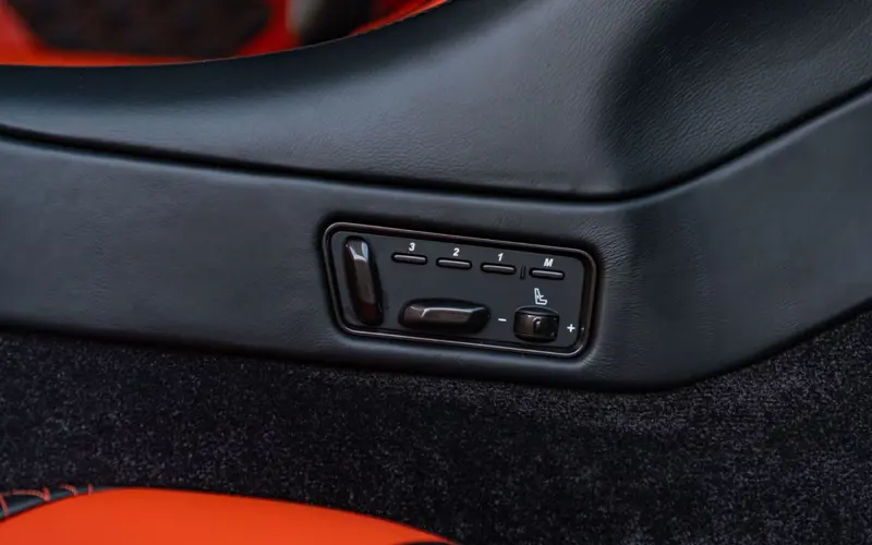 Aston Martin Vanquish Zagato Shooting Brake NEW SERVICE ! NEW - 125106