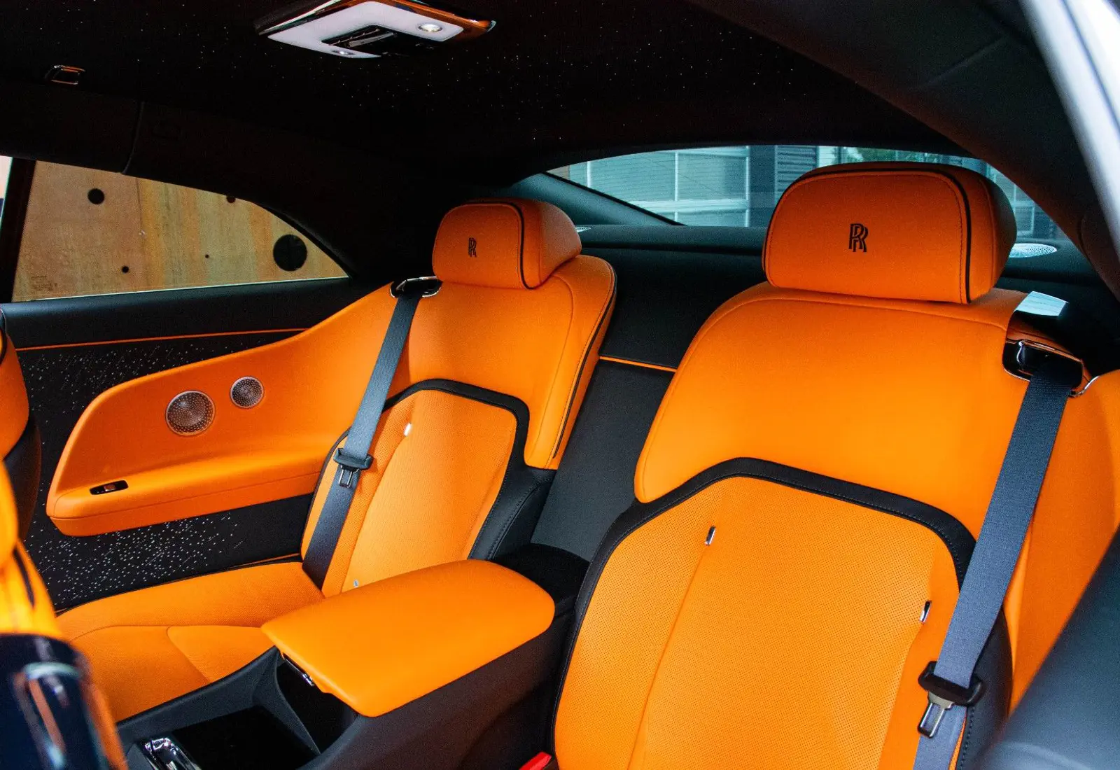 Rolls-Royce Spectre STOCK LAUNCH PACK STARLIGHT MASSAGE VOLL - 53016