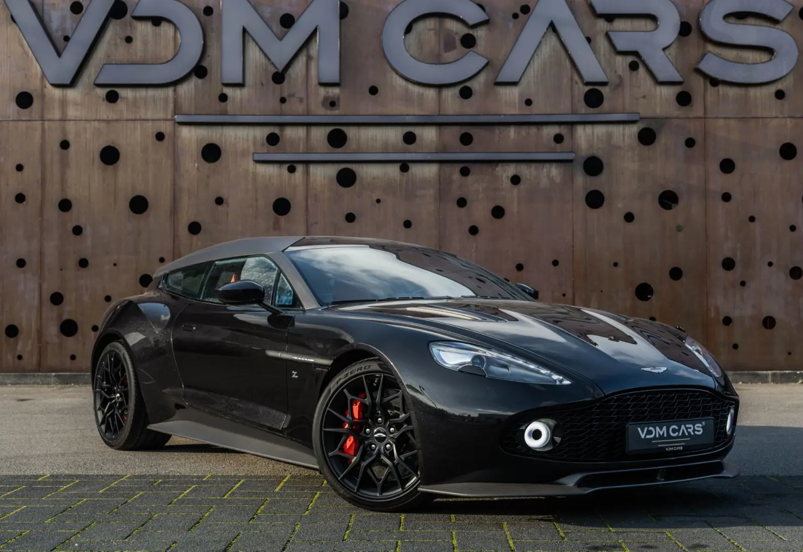 Aston Martin Vanquish Zagato Shooting Brake NEW SERVICE ! NEW - 125085