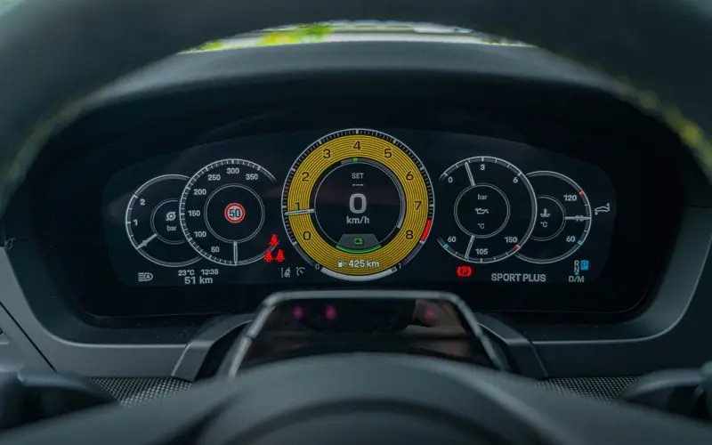 Porsche 911 Turbo S * 992.2 * MY26 * SPORTDES * CARBON EXTERIOR - 146912