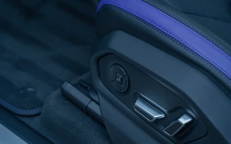 Lamborghini Urus SE * AD PERSONAM * VIOLA HONGKONG * MASSAGE * VOLL - 135989