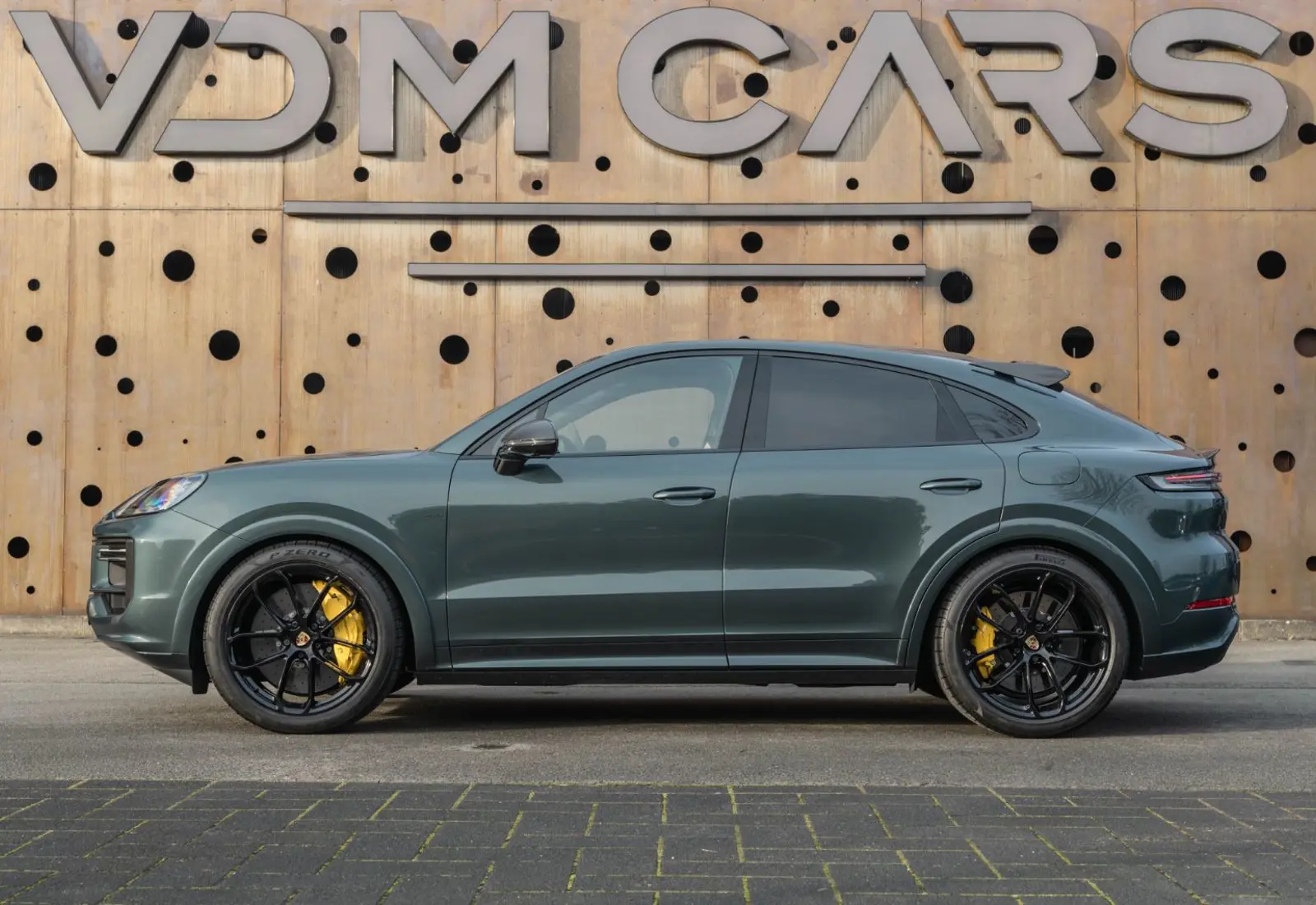 Porsche Cayenne Coupe Turbo E-Hybrid * PTS * GT PACKAGE *  - 136630