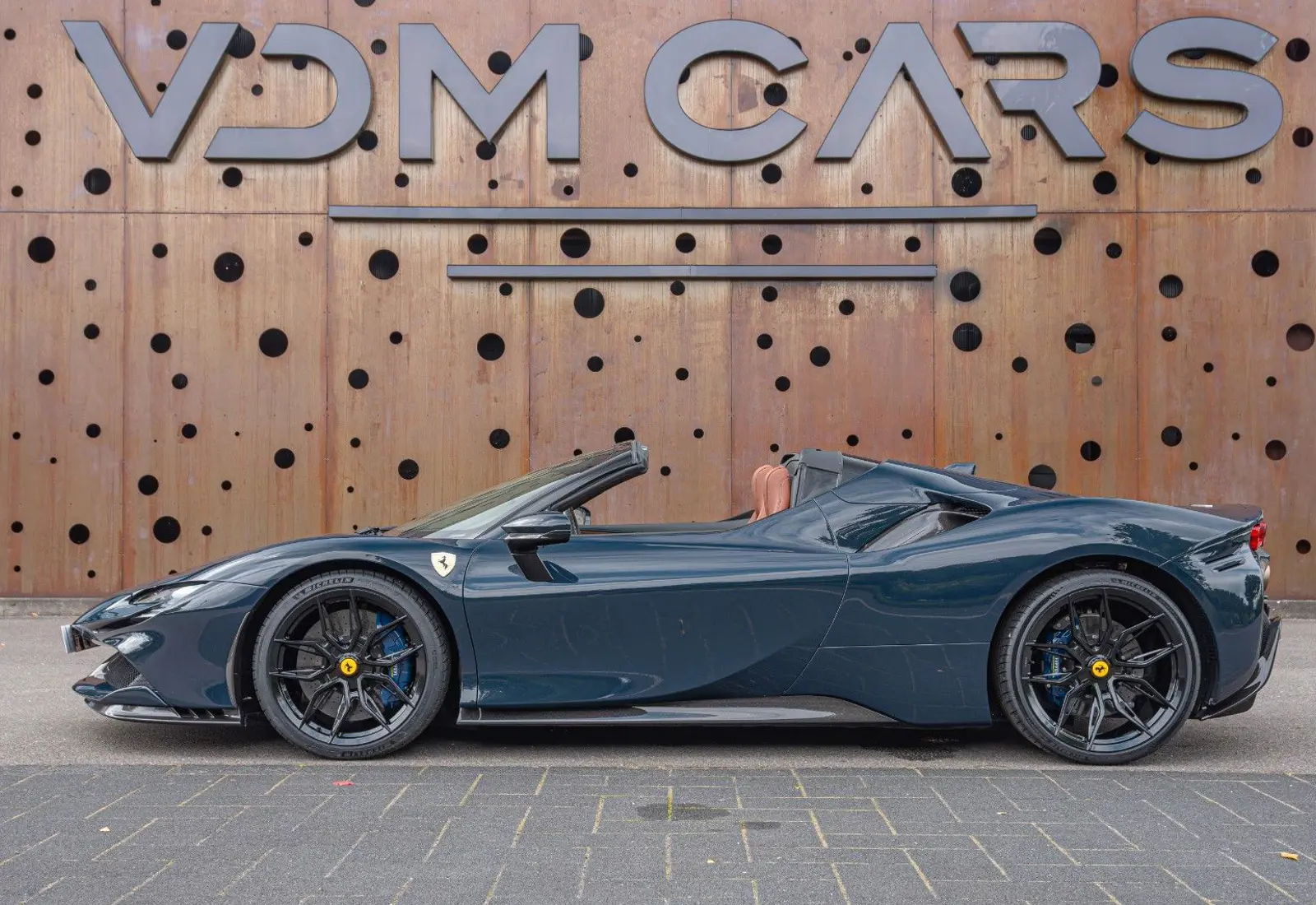 Ferrari SF90 Spider * CARBON(12x) * CARPLAY * LIFT * TWO-TONE *  - 119492