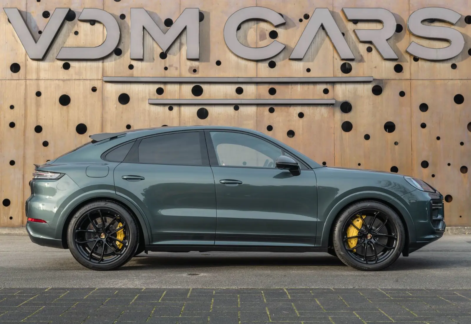 Porsche Cayenne Coupe Turbo E-Hybrid * PTS * GT PACKAGE *  - 127603