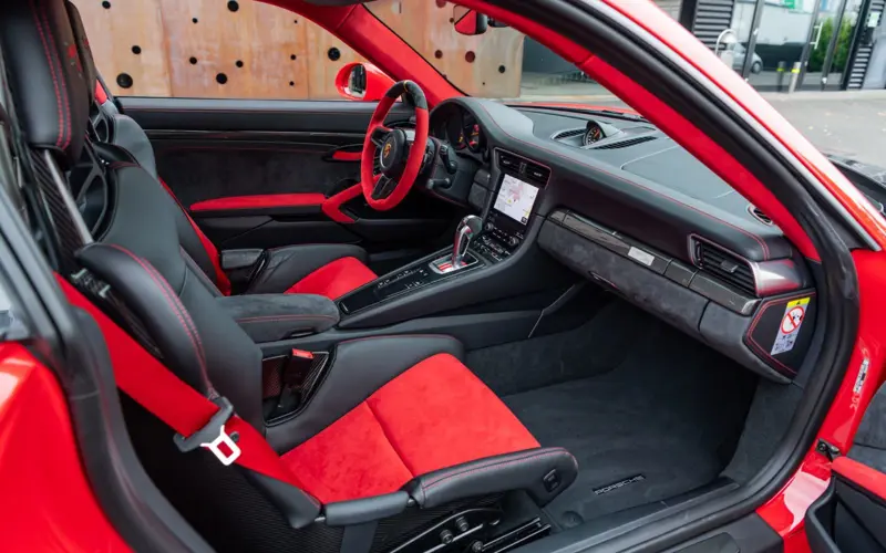 Porsche 911 GT2 RS * WEISSACH * 1.HAND * NUR 732KM * CLUBSPORT - 128709