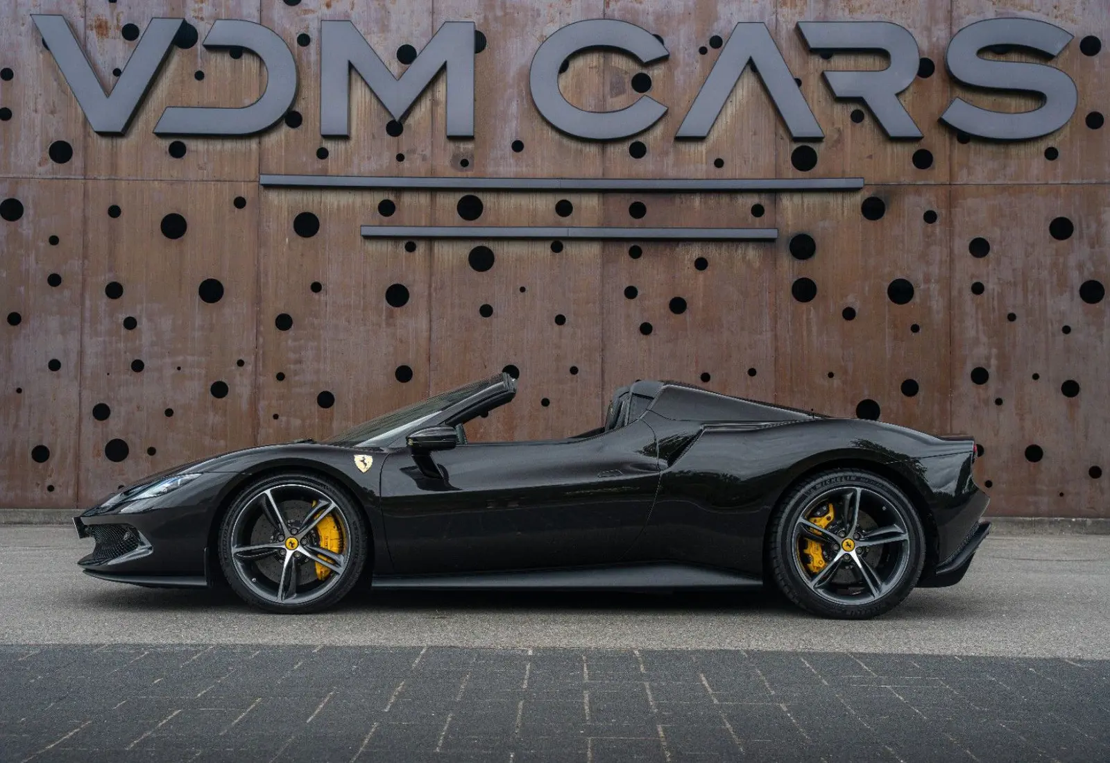 Ferrari 296 GTS * AKRAPOVIC * CARBON SEATS * LIFT * AFS * CONNECT - 153796