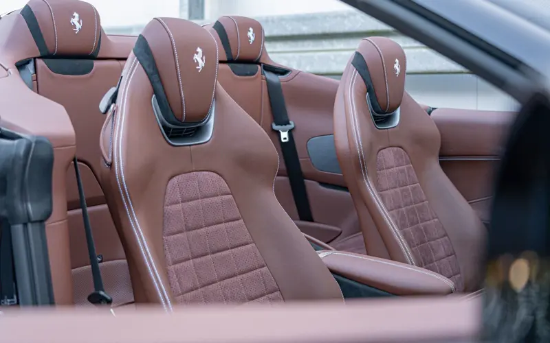 Ferrari Roma Spider * SPECIAL COLOR * VENT * VOLL * LP €345.000 - 167837