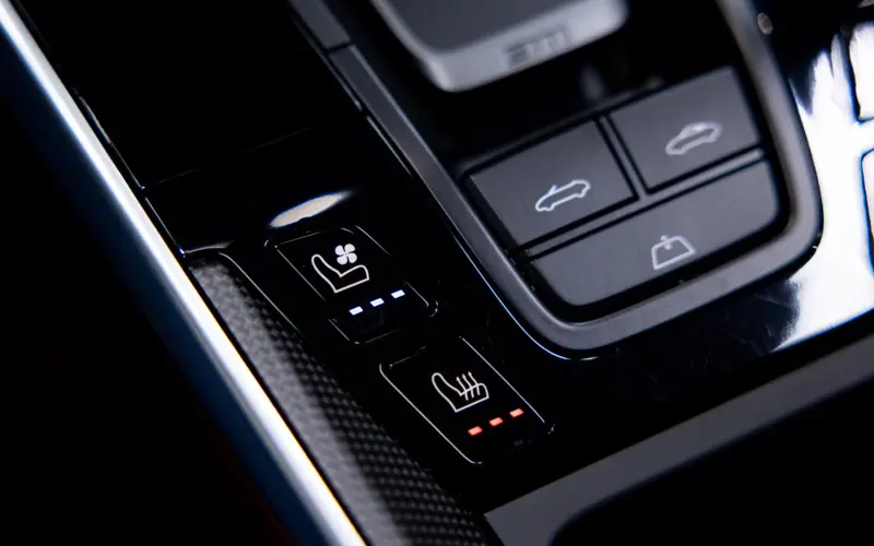 Porsche 911 Turbo S Cabriolet * LIFT * 360 * BELÜFTUNG * ACC *  - 133513