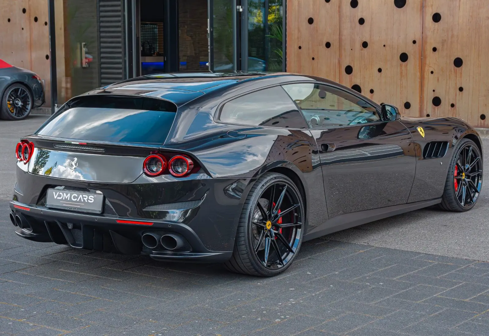 Ferrari GTC4Lusso V12 * NOVITEC * CARPLAY * P.DISPLAY * PANO * VO - 71332