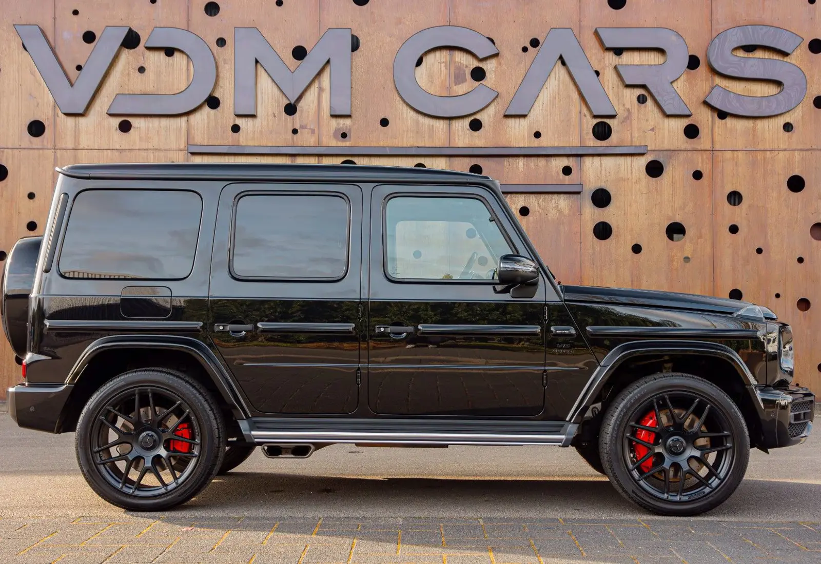 Mercedes-Benz G 63 AMG * AKRAPOVIC * NIGHT * MASSAGE *  - 113415