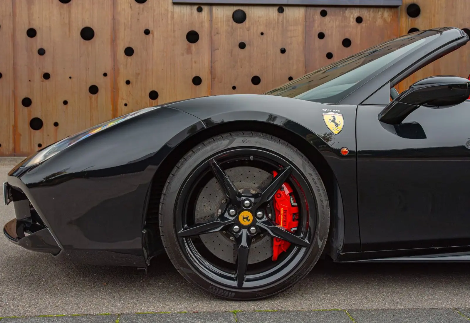 Ferrari 488 Spider * NEW SERVICE * NEW POWER * CAMERA * LEATHER - 105386