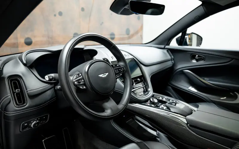 Aston Martin DBX 707 * Carbon * Sitzbelüftung * ACC * 360 * DesignPack - 168110