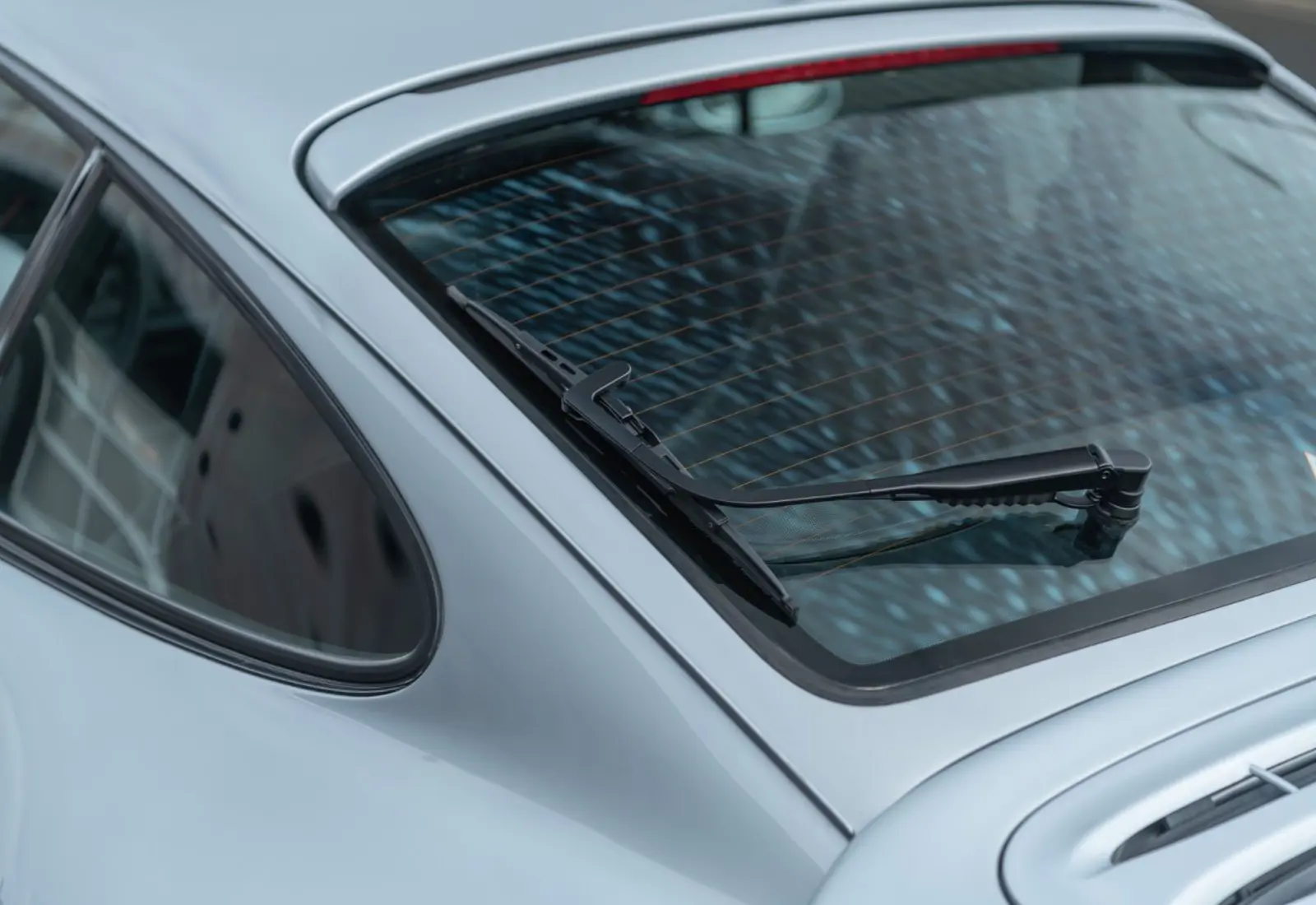 Porsche 993 Turbo * NEUE WARTUNG * TOP GEPFLEGT * SAMMLERST. *  - 131945