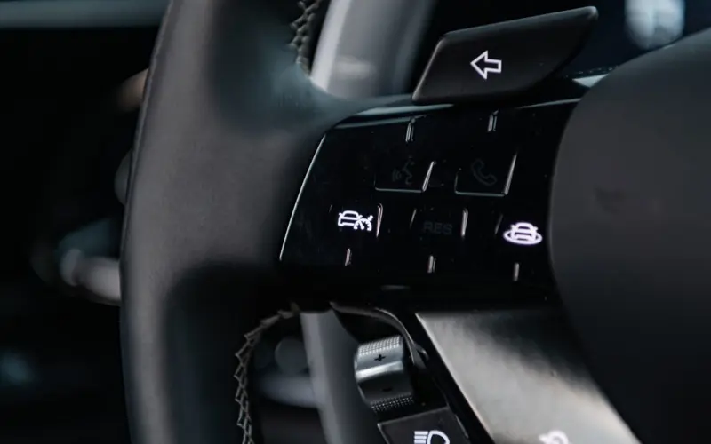 Ferrari Purosangue V12 * FULL CARBON * PANO * LIFT * VENT - 136877