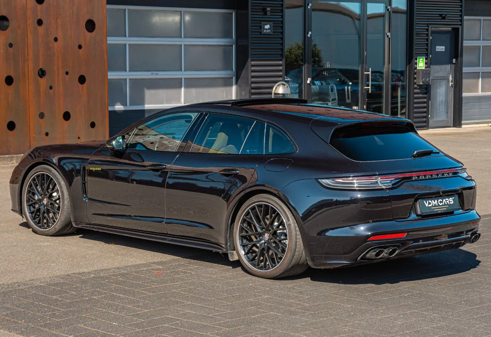 Porsche Panamera Sport Turismo 4 E-Hybrid Platinum Editi - 144965