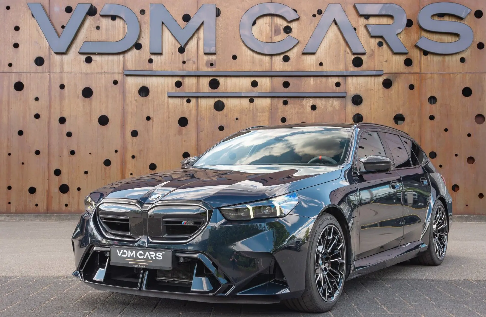 BMW - M5 - 108577