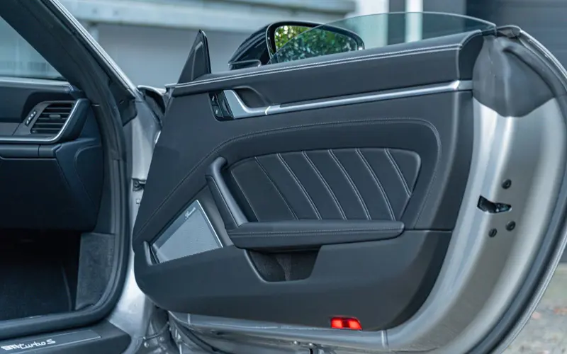 Porsche 911 Turbo S Cabriolet * AERO KIT * APPROVED 27 * PPF - 137370