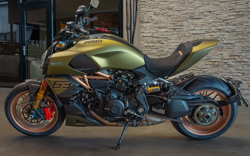 Ducati 1260 S Diavel Lamborghini * 1/630 * SAMMLERSTUCK *  - 112941