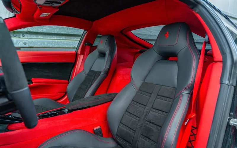 Ferrari F12 Berlinetta * ALCANTARA * CUSTOM * CARBON *  - 137313