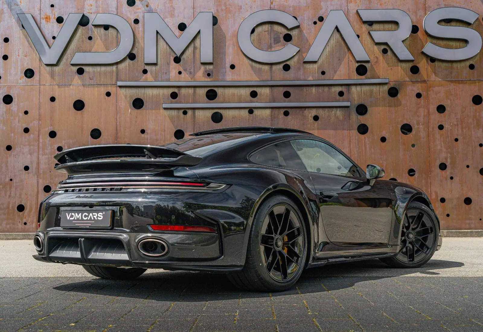 Porsche 911 Turbo S * 992.2 * MY26 * SPORTDES * CARBON EXTERIOR - 146895