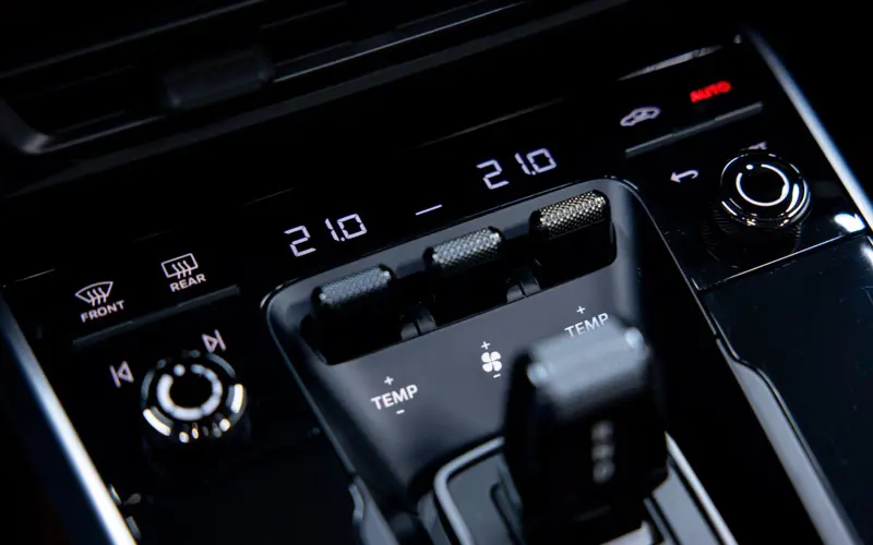 Porsche 911 Turbo S Cabriolet * LIFT * 360 * BELÜFTUNG * ACC *  - 133430