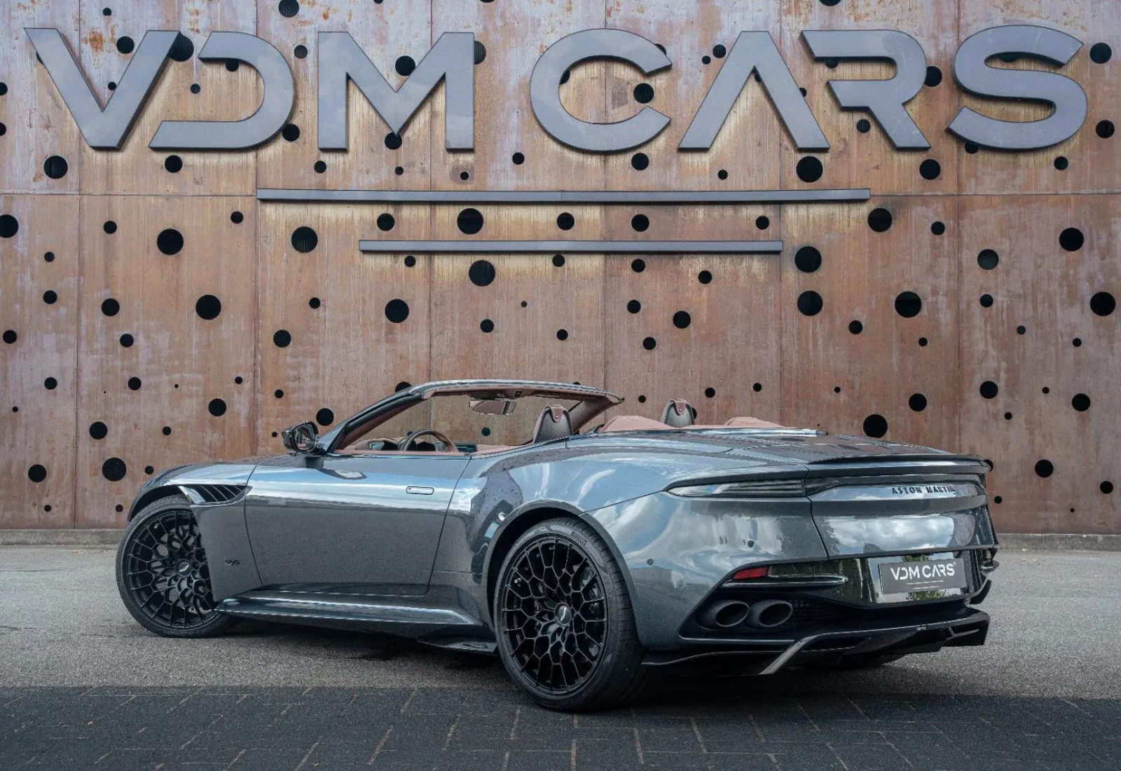 Aston Martin DBS Volante 770 Ultimate * 1/199 * Carbon * Carb.Seats - 167626