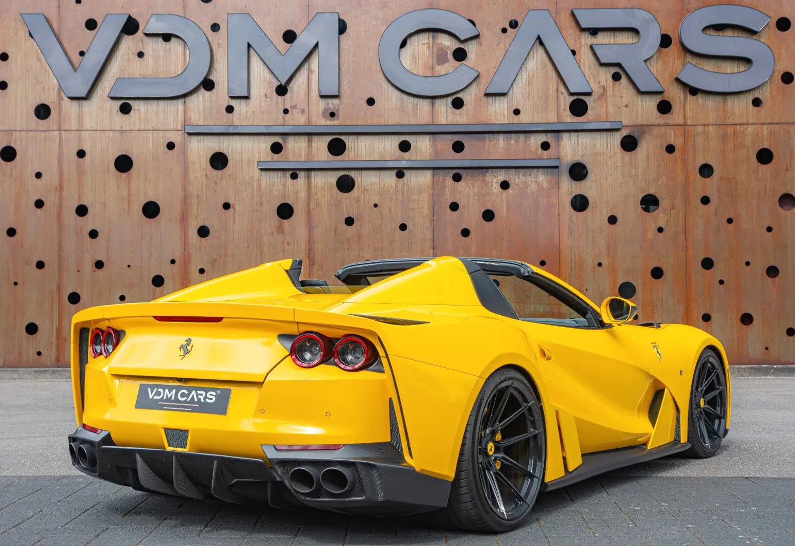 Ferrari 812 GTS NOVITEC N-LARGO * 1 OF 18 * CARBON * 840PS *  - 145806