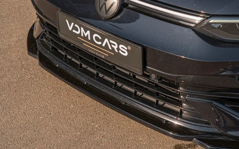 Volkswagen Golf VIII R * PERFORMANCE * AKRA * PANO * HUD * MAXTON * VO - 133488