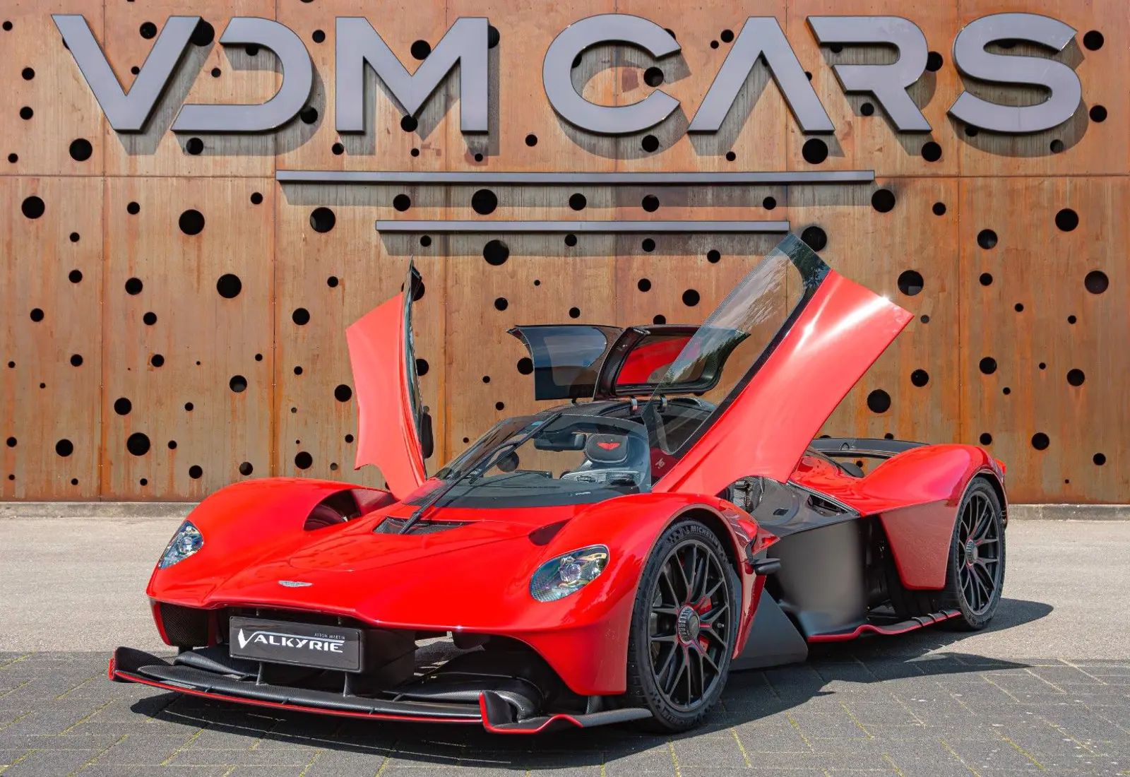 Aston Martin Valkyrie SPIDER * Q-COMMISSION * COLLECTOR PLAN *  - 105939