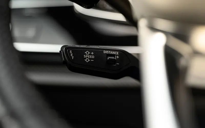 Audi RSQ8 TFSI quattro * URBAN * CARBON * DYNAM.PLUS * CERAM - 173515