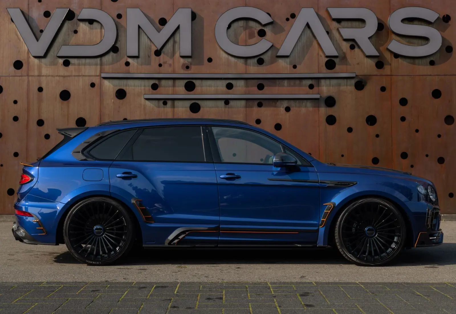 Bentley Bentayga V8 MANSORY * CARBON * CERAMIC BRAKES *  - 117792