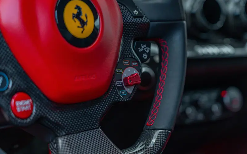 Ferrari F12 Berlinetta * ALCANTARA * CUSTOM * CARBON *  - 137308