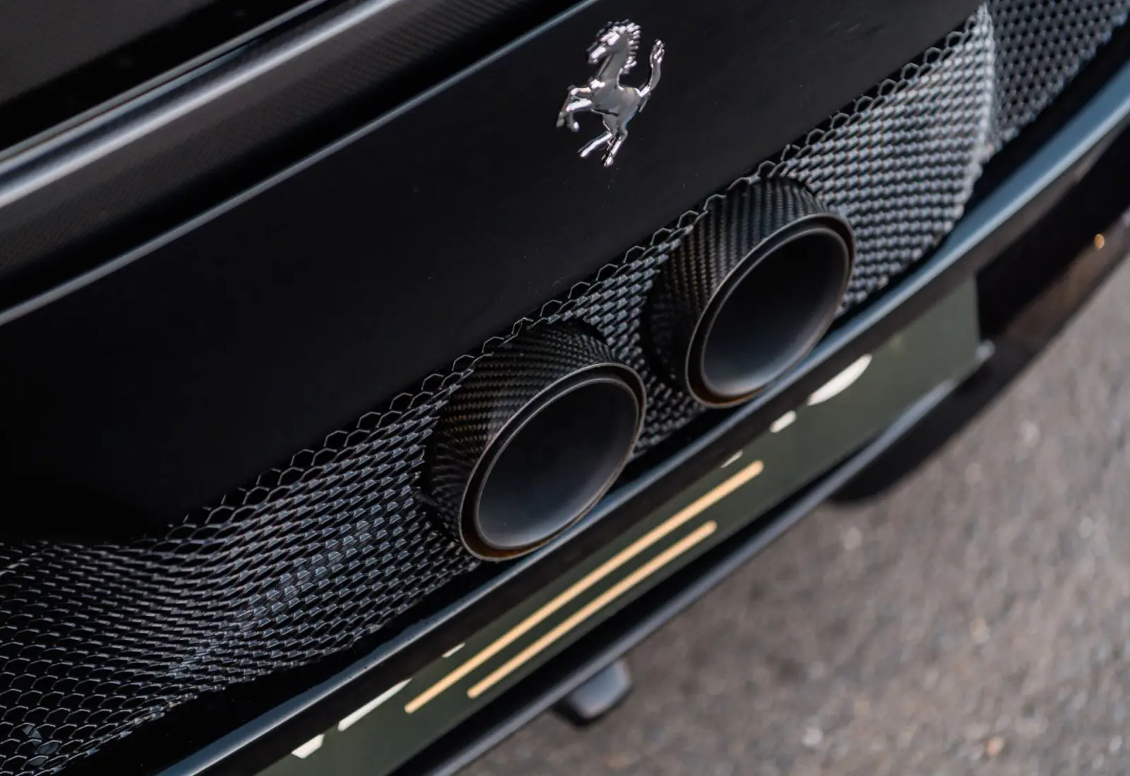 Ferrari 296 GTS N-LARGO * 1 OF 15 * FULL CARBON * LIFT * ADAS *  - 124819