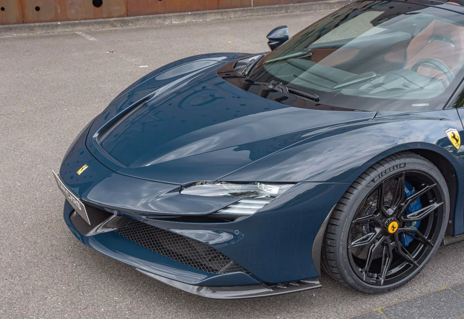 Ferrari SF90 Spider * CARBON(12x) * CARPLAY * LIFT * TWO-TONE *  - 110930