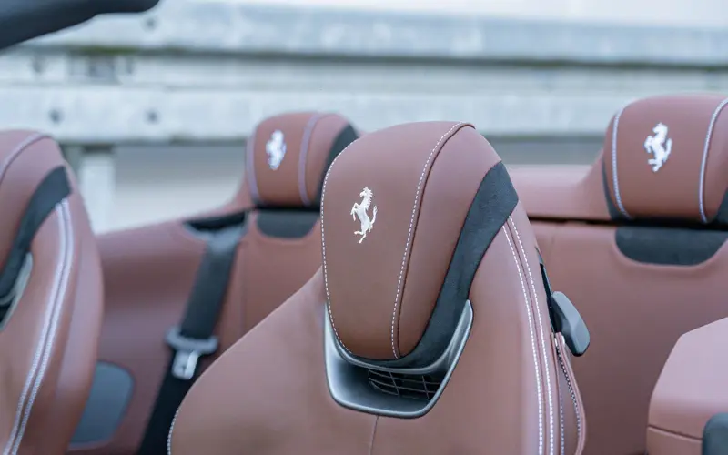 Ferrari Roma Spider * SPECIAL COLOR * VENT * VOLL * LP €345.000 - 167824