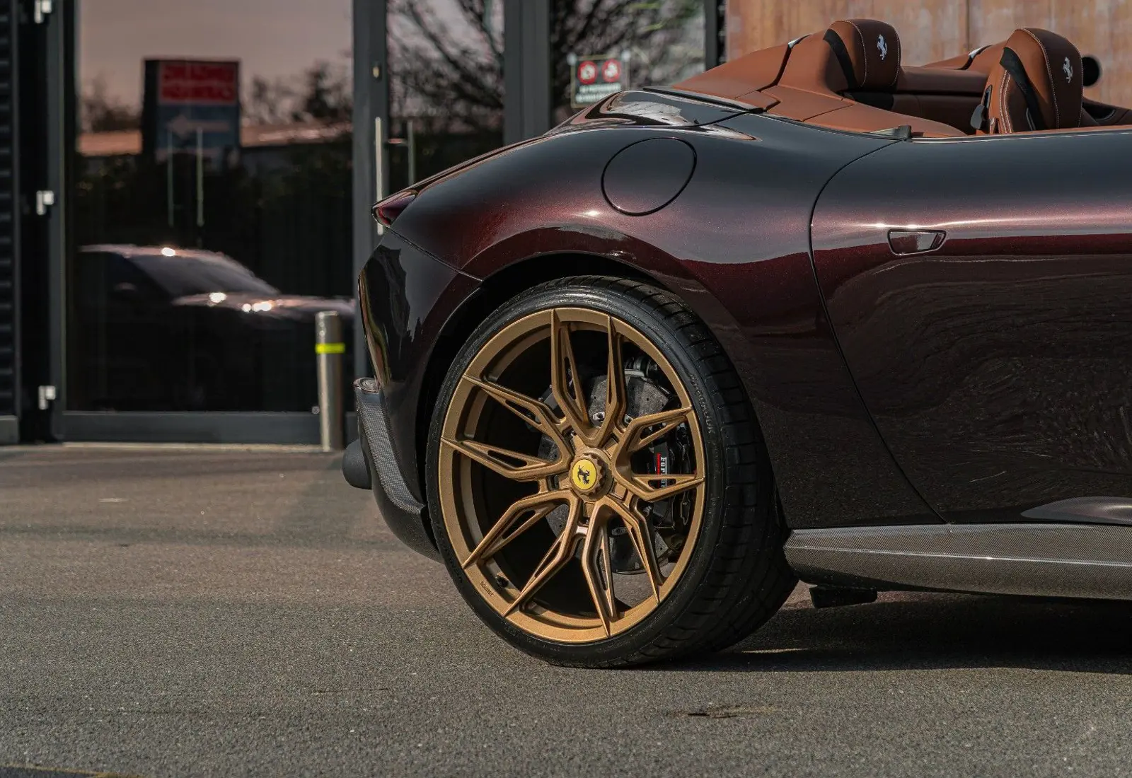 Ferrari Roma Spider * SPECIAL COLOR * ADAS * VENT * 360 * VOLL *  - 136171