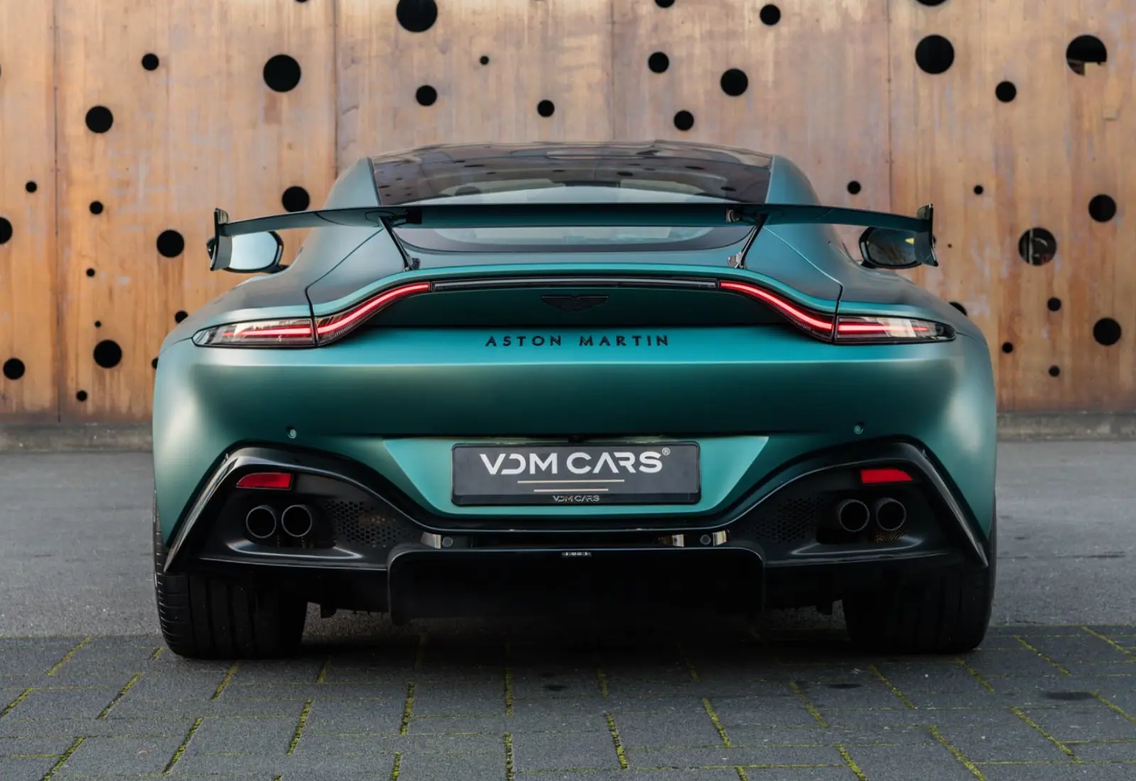 Aston Martin Vantage F1 * CARBON * AERO * INKL.ORIG.WINTERRADSATZ *  - 126790