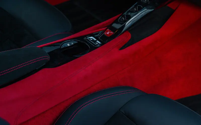 Ferrari F12 Berlinetta * ALCANTARA * CUSTOM * CARBON *  - 137323