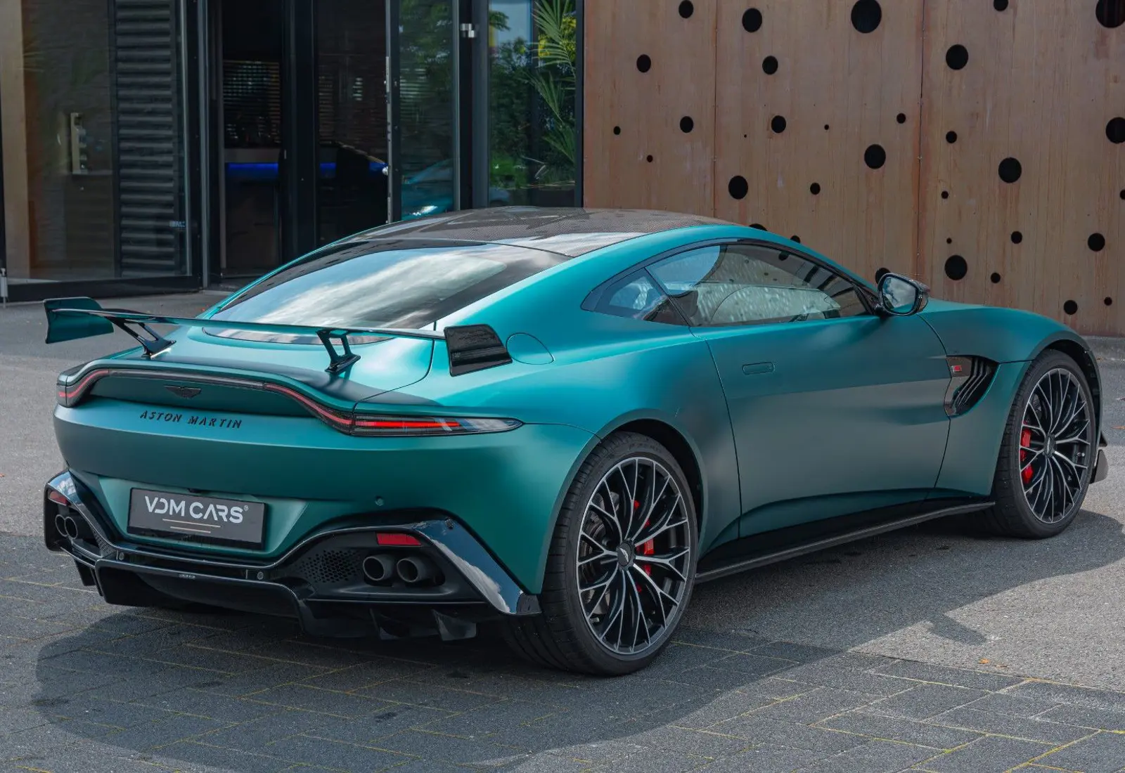Aston Martin Vantage F1 * CARBON * AEROKIT * 360 * ELEC.SEAT - 110251