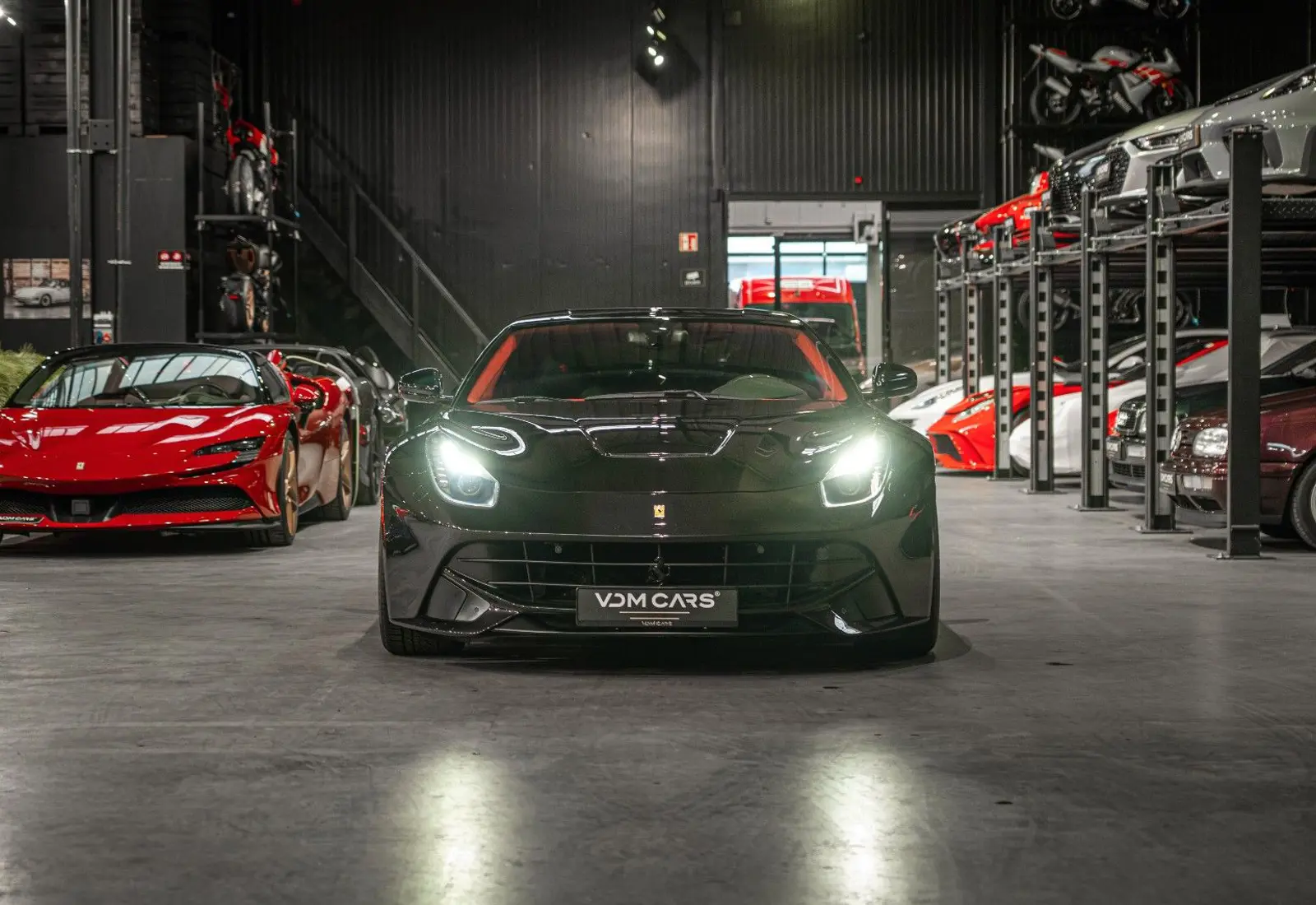 Ferrari F12 Berlinetta * ALCANTARA * CUSTOM * CARBON *  - 134997