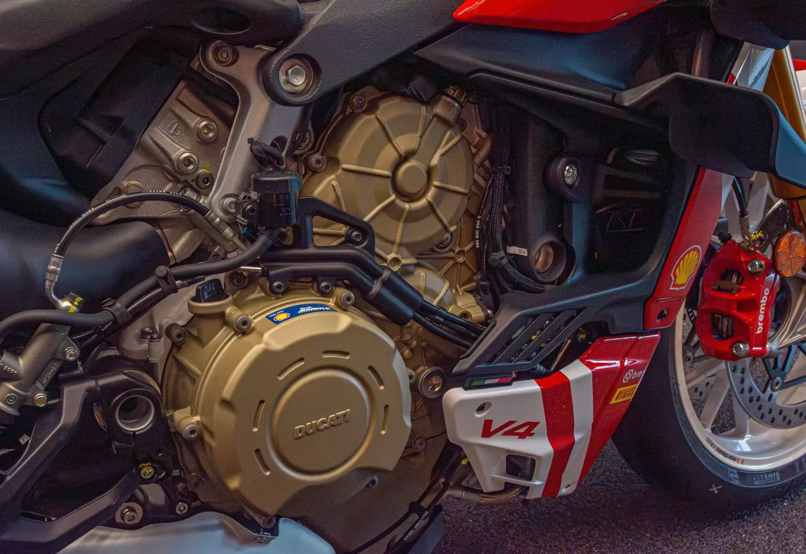Ducati Streetfighter V4 Supreme. * 1 OF 250 LIMITED ED - 105567
