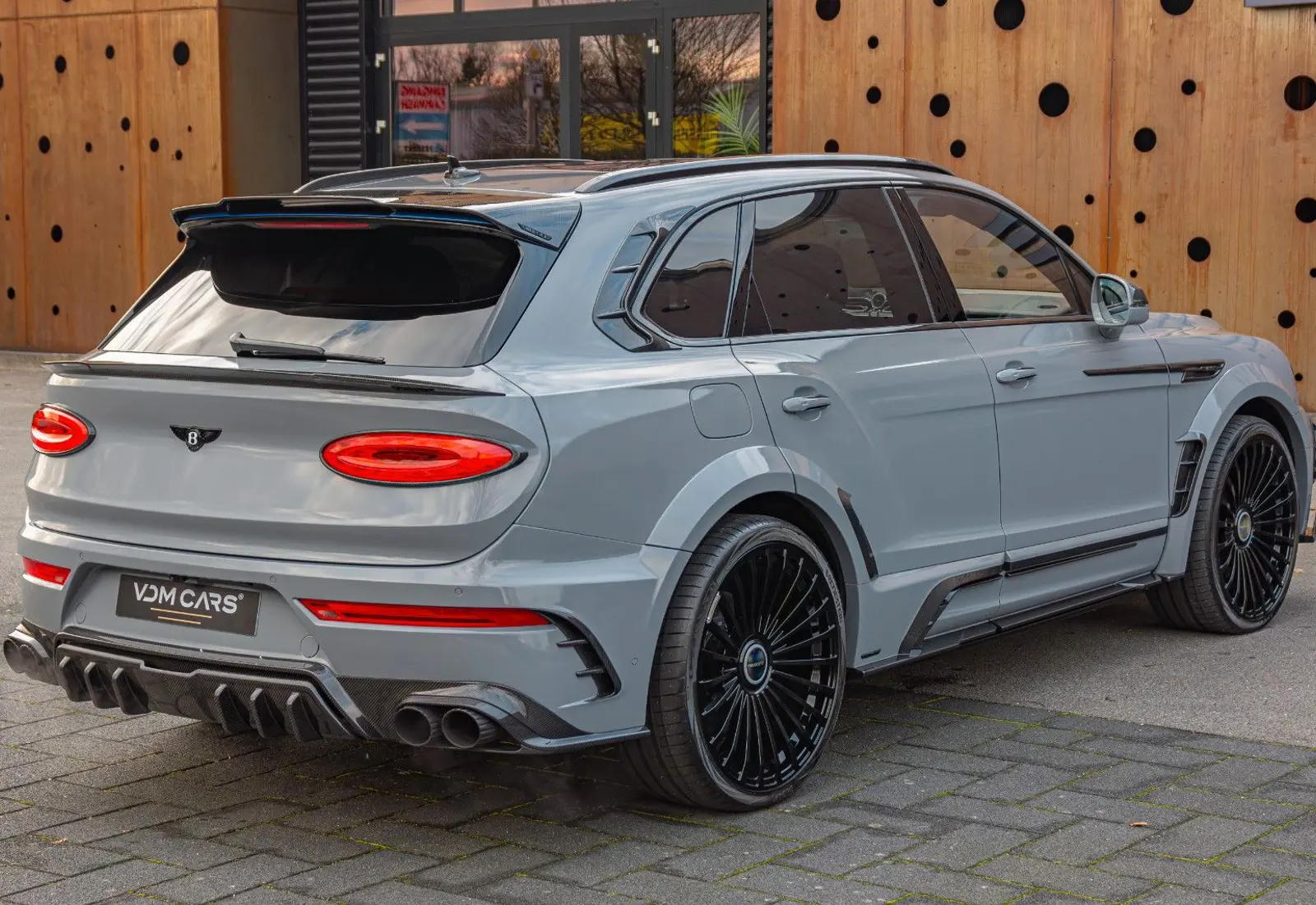 Bentley Bentayga V8 MANSORY * FULL CARBON * CERAMIC BRAKES *  - 74428