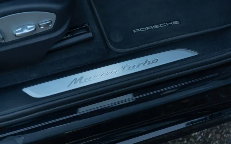 Porsche Macan Turbo * Approved * 1e Hand * Winter + Sommer - 122581