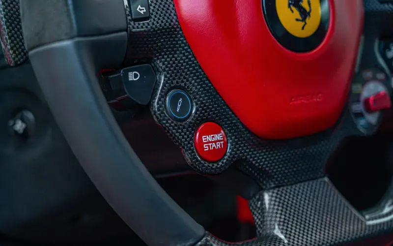 Ferrari F12 Berlinetta * ALCANTARA * CUSTOM * CARBON *  - 137307