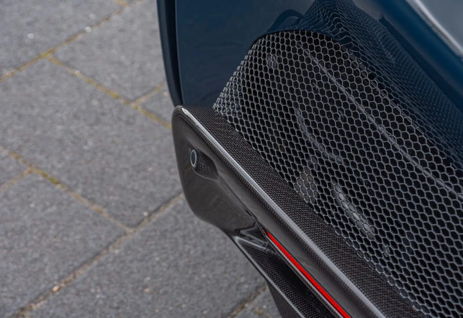 Ferrari SF90 Spider * CARBON(12x) * CARPLAY * LIFT * TWO-TONE *  - 126561