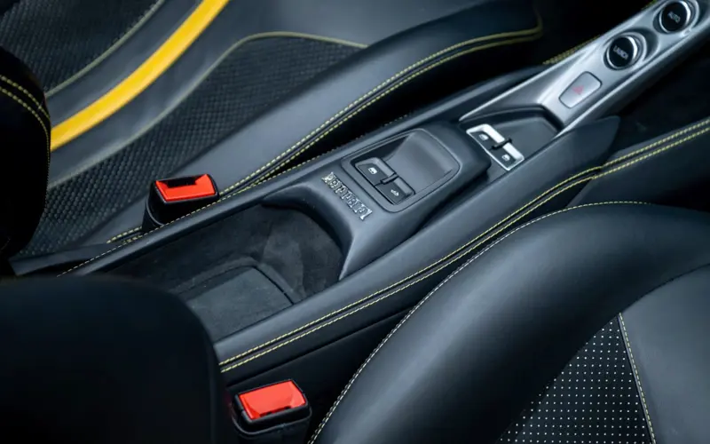 Ferrari F8 Spider * LIFT * AFS1 * CARBON * Racing Seats *  - 144927